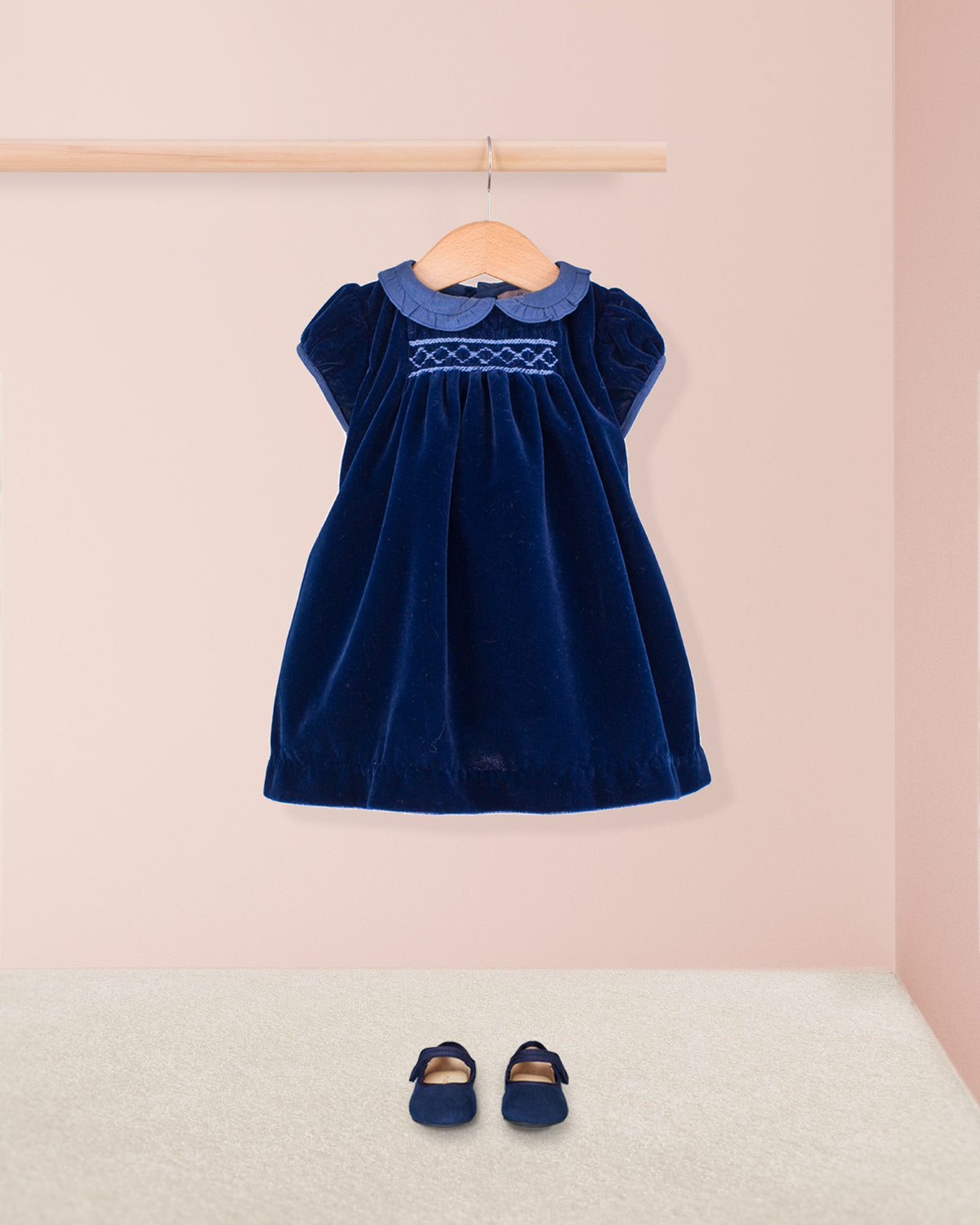 Baby Eveline Italian Navy Velvet Dress Fleurisse by Spring Flowers Baby Eveline Italian Navy Velvet Dress Fleurisse by Spring Flowers