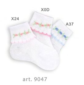 Story Loris Embroidered Flowers Sock Pink