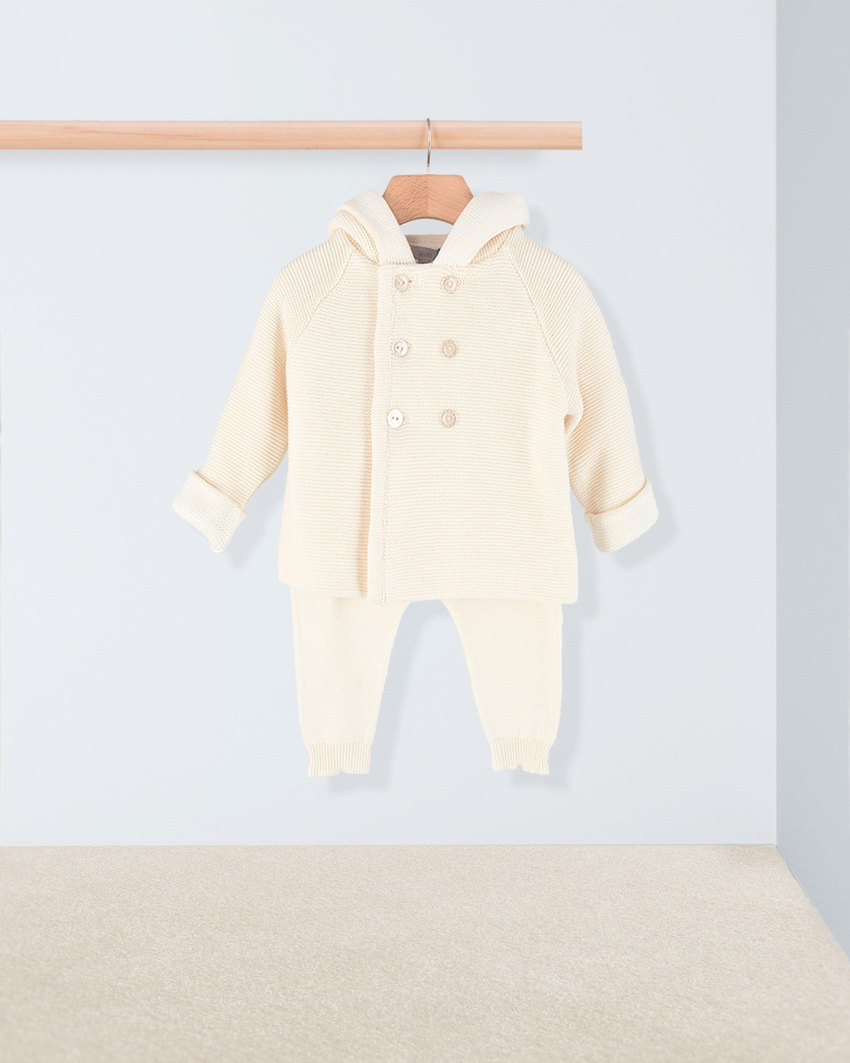 Jackpot Cream Outfit