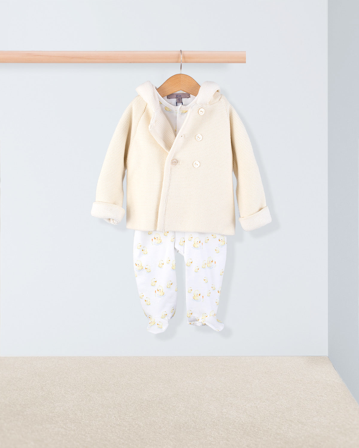 Pima Ducks Outfit