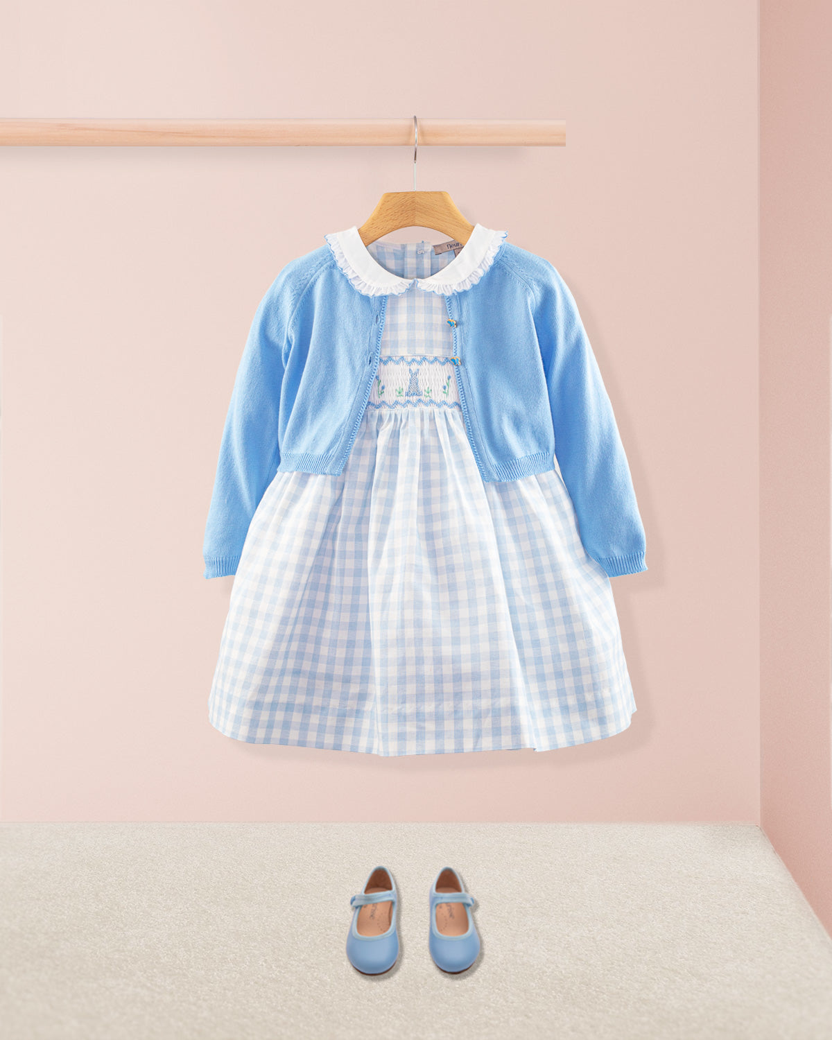 Bunny Blue Gingham Linen Smocked Dress 12M Bunny Blue Gingham Linen Smocked Dress 12M