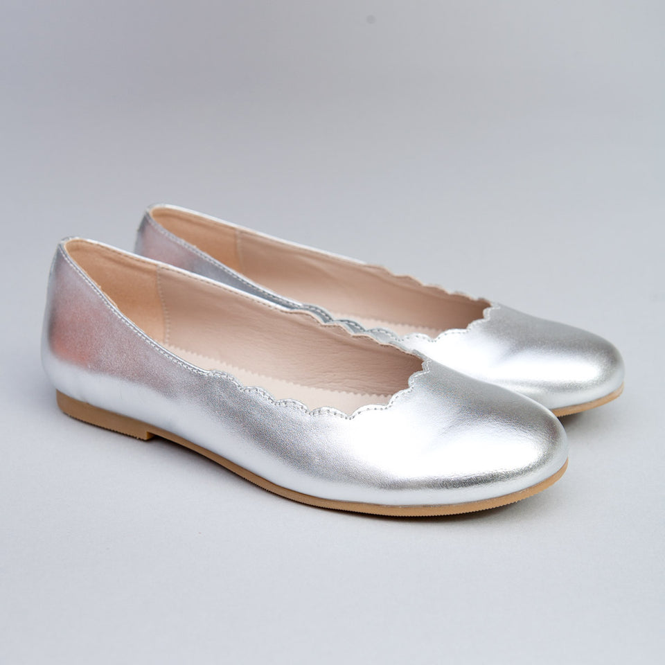 Scarlette Silver Leather Scalloped Ballerina