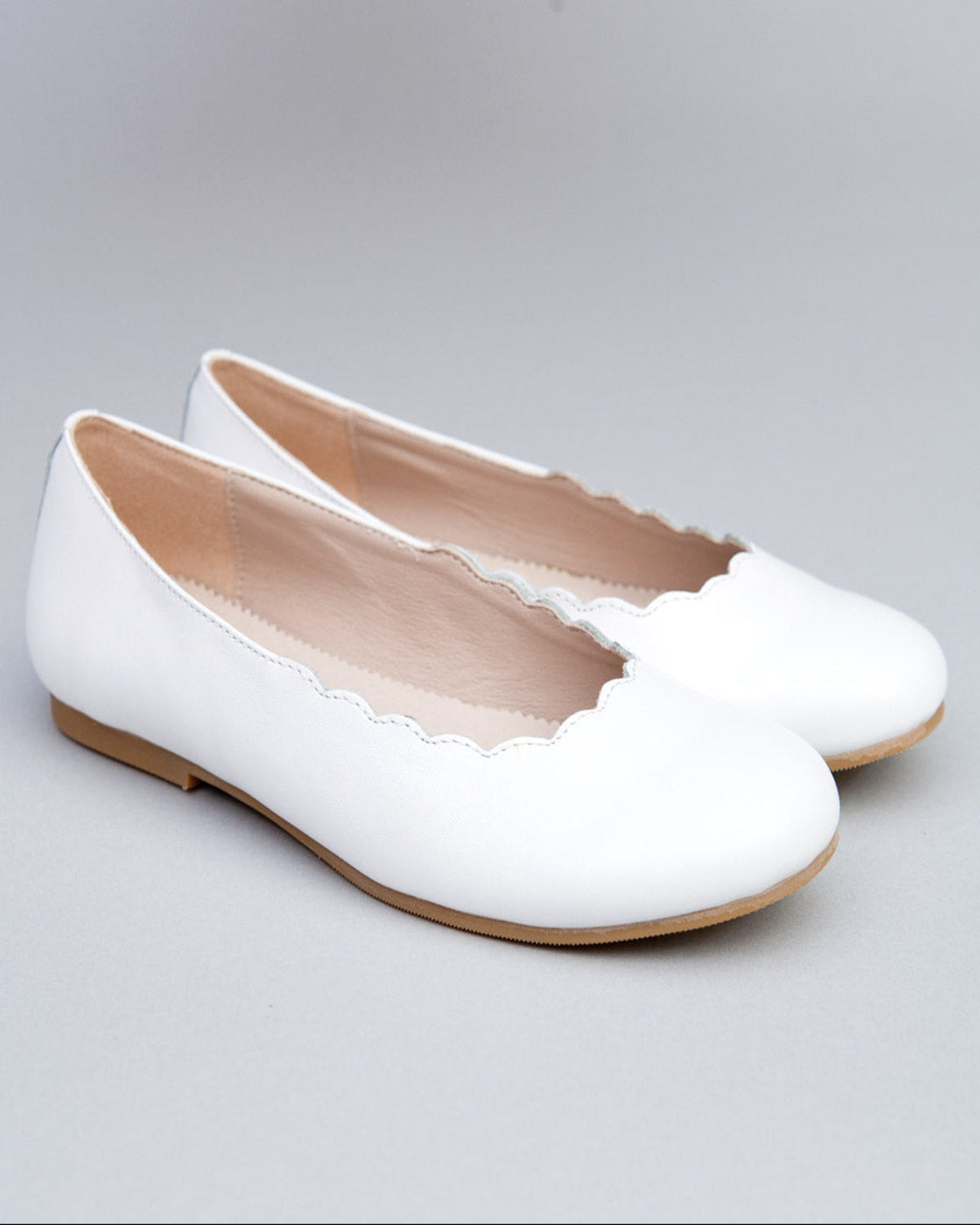 Scarlette White Leather Scalloped Ballerina - Shoe