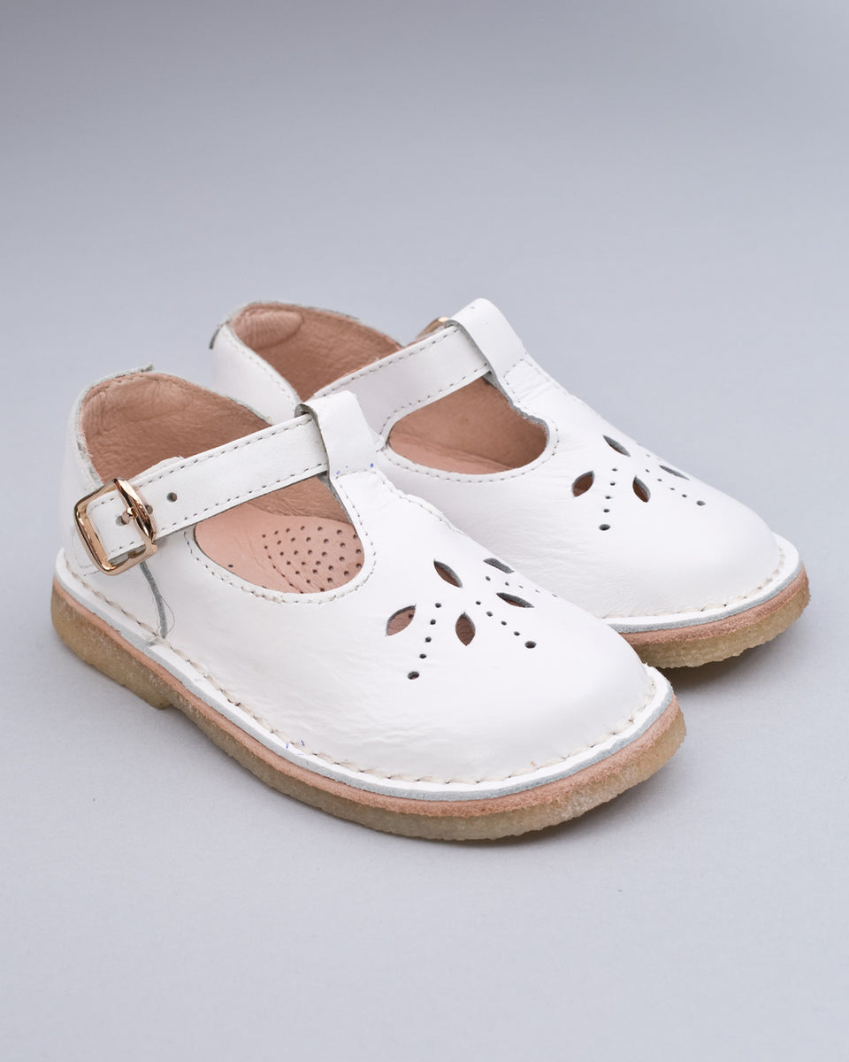 Alexandra White Crepe Sole Shoe