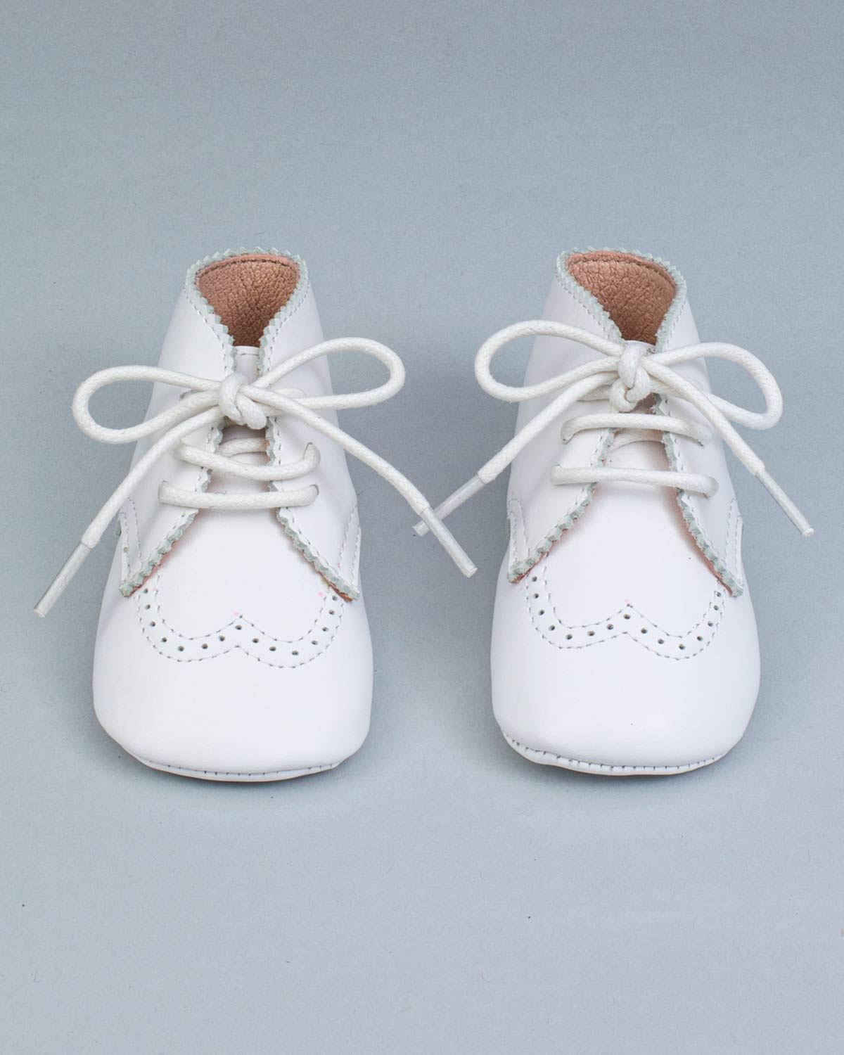 Oliver White Leather Brogue Crib Shoe - Shoe