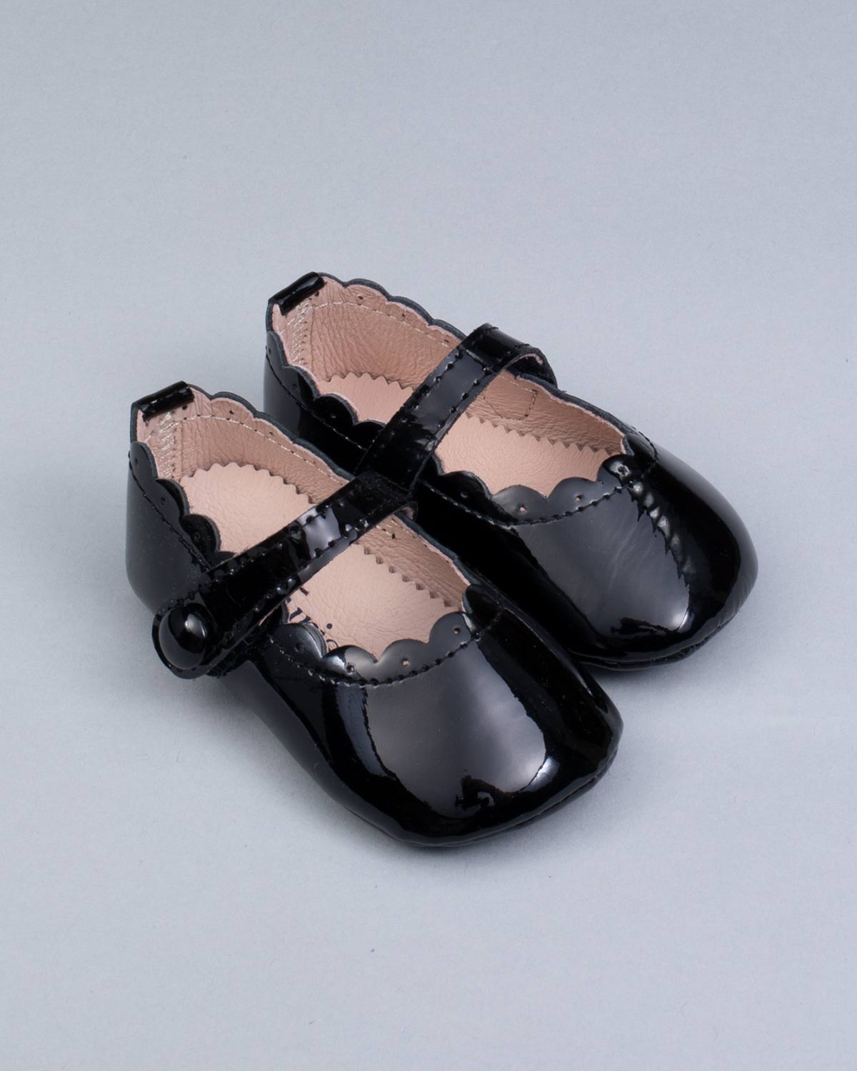Chloe  Scallop Black Patent Leather Baby Crib Shoe - Shoe