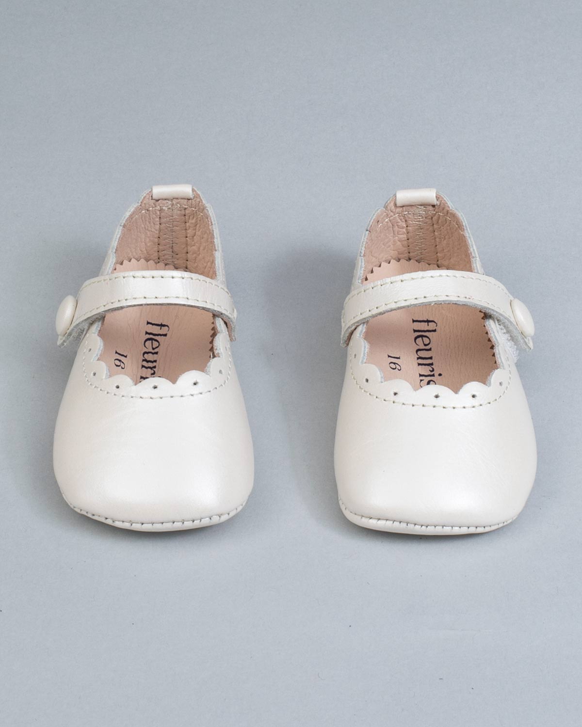 Chloe Scallop Cream Leather Crib Shoe - Shoe