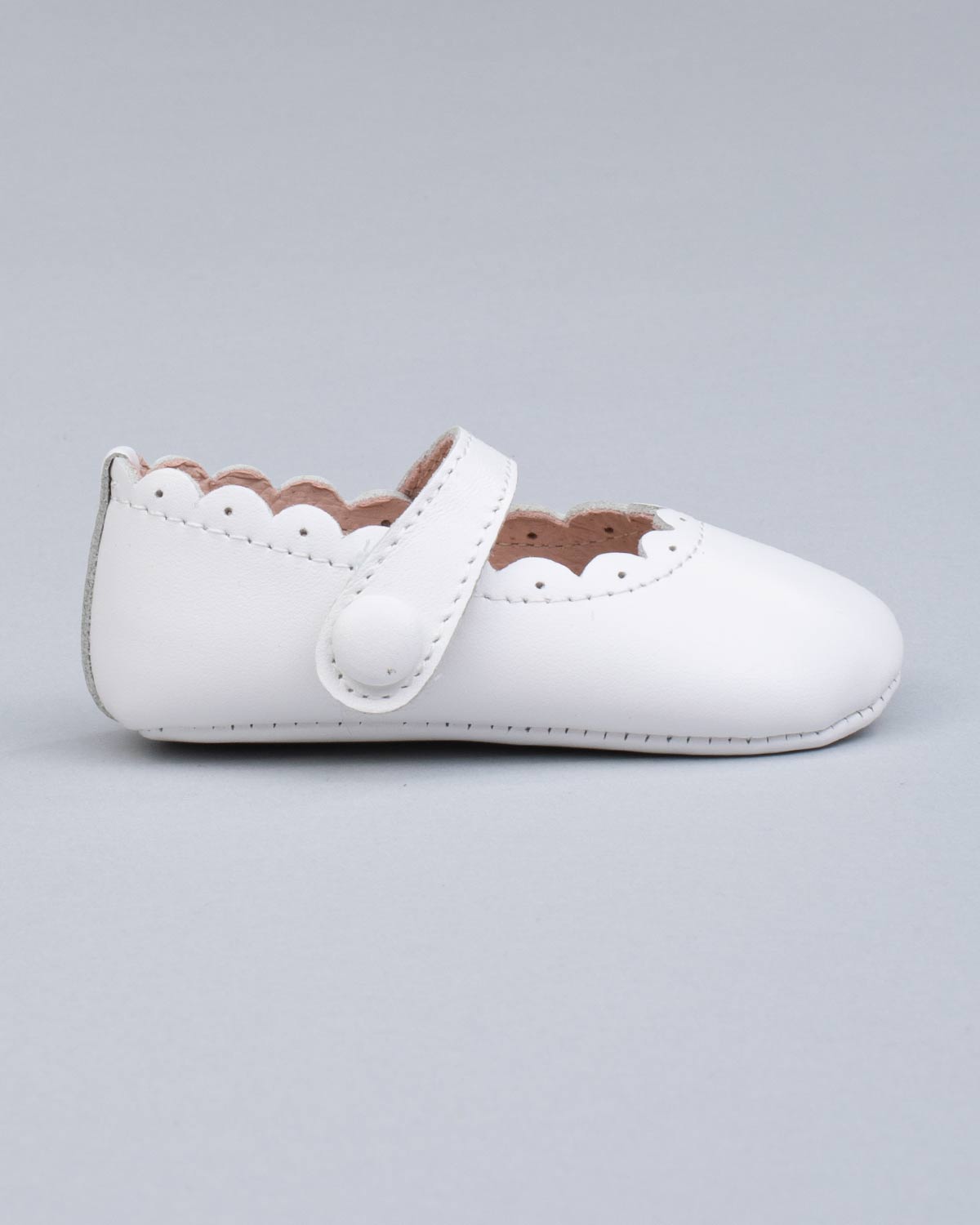 Chloe Scallop Baby White Leather Crib Shoe - Shoe