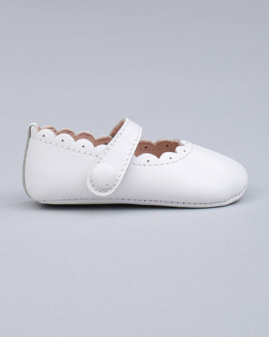 Chloe Scallop Baby White Leather Crib Shoe - Shoe