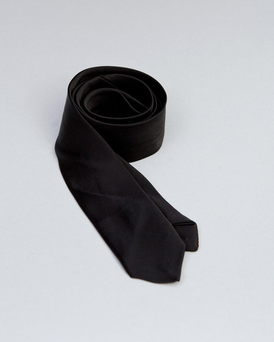 Tie Black Satin