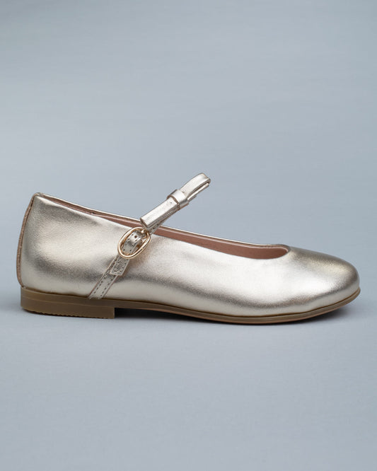 Single gold leather Mary-Jane shoe for kids shown from the side, featuring a soft bow and a secure buckle strap.