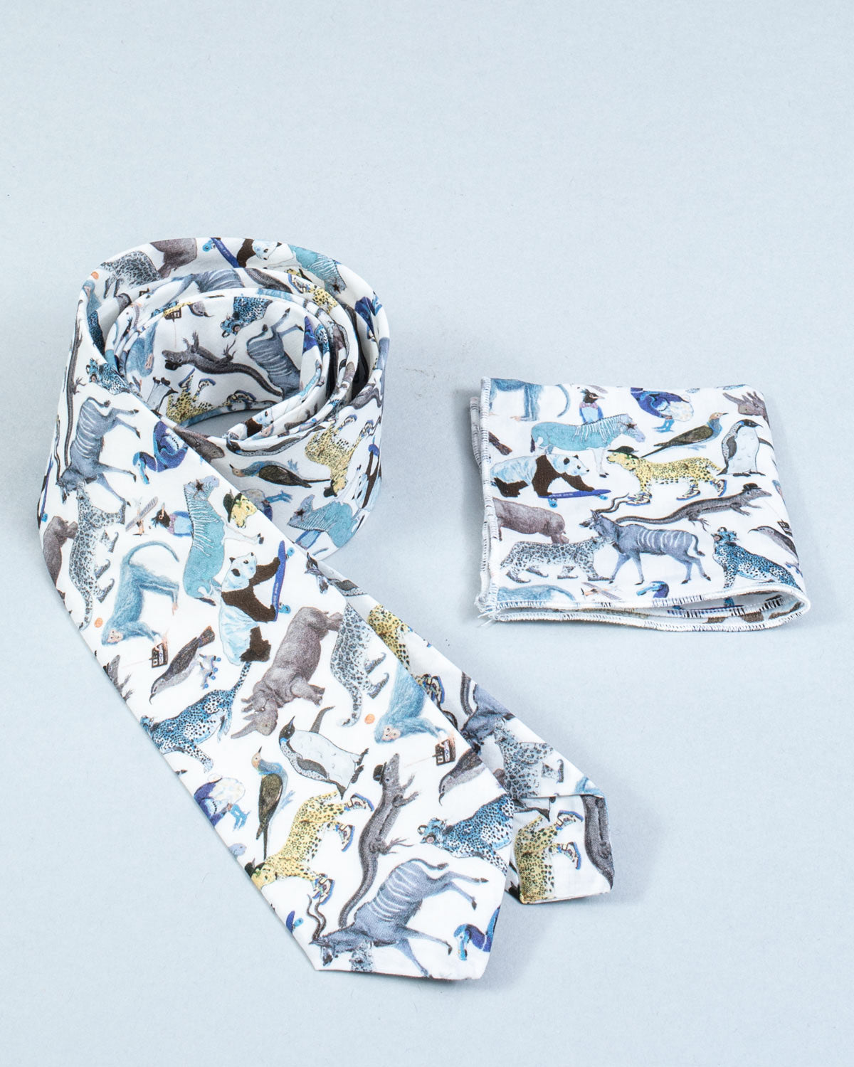 Tie and Pocket Square Liberty Blue Animals - Tie